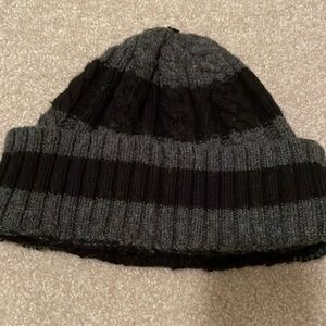 GAP CABLE HAT